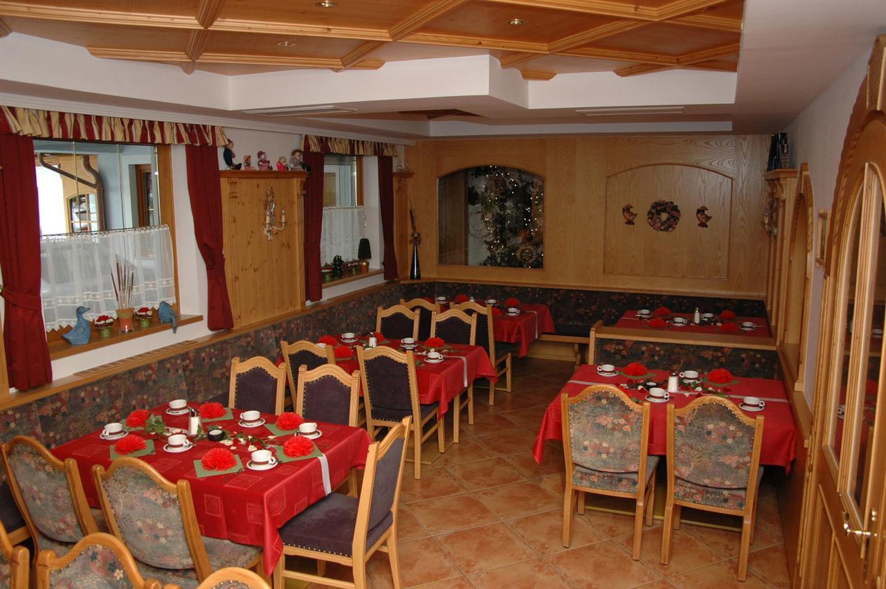 Hotel Hoerlgut Мария Алм ам Щайнернен Мер Екстериор снимка